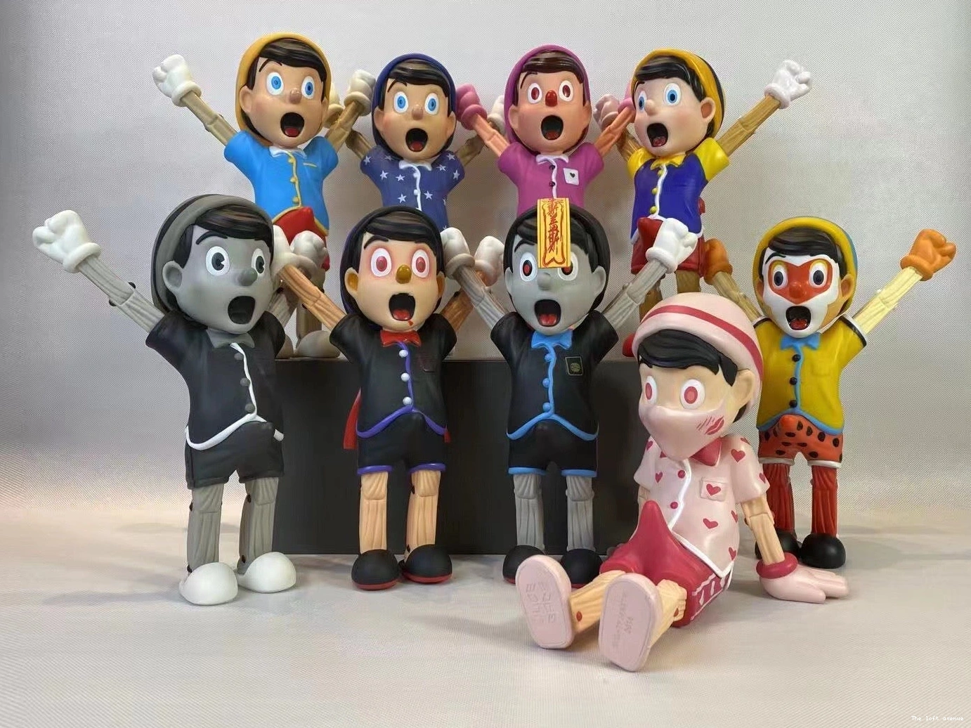 AWAKENING) HALLOWEEN EDITION FIGURES (A PINOCCHIO WOOD 0809